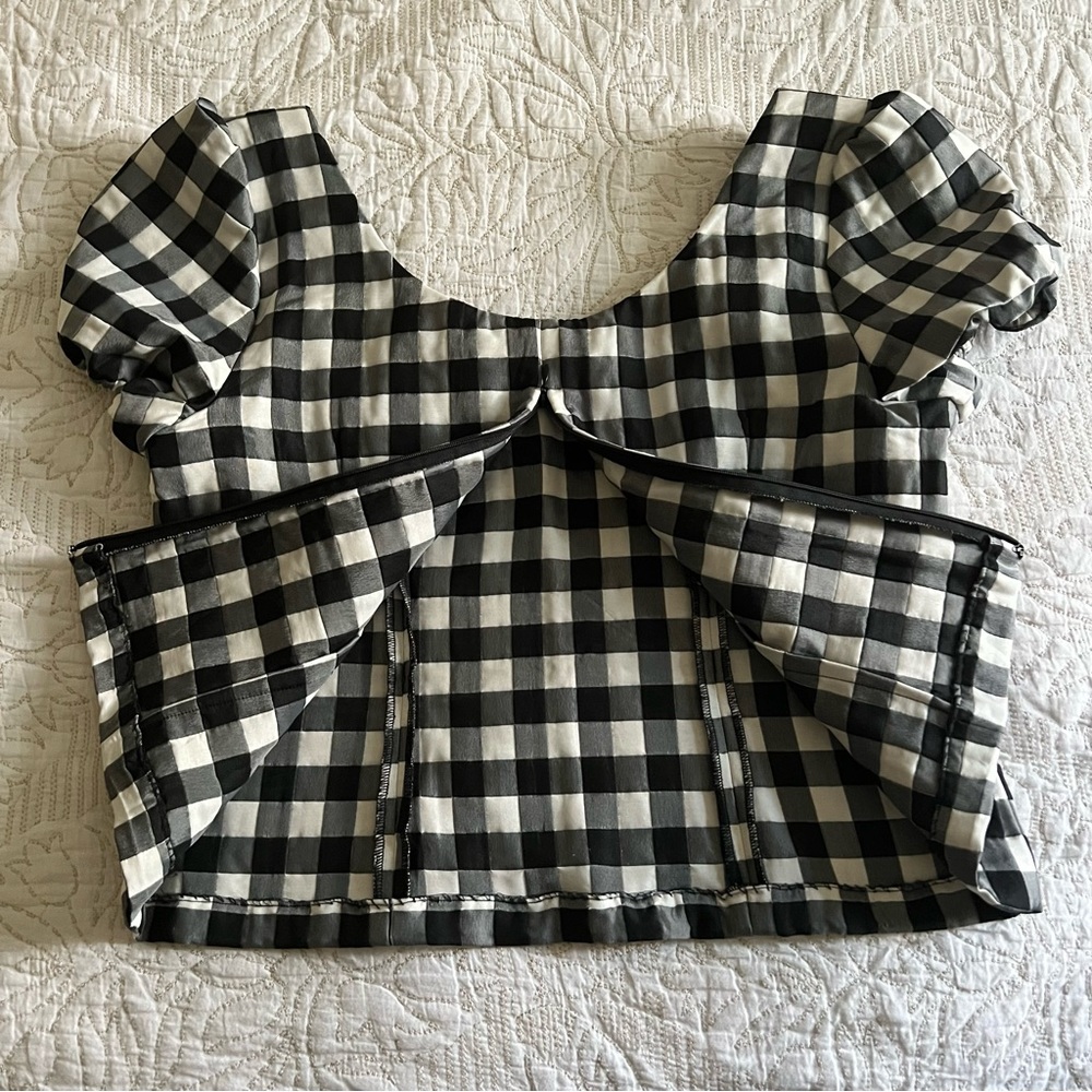 LPA Rina Top in black & white - Picture 5 of 9